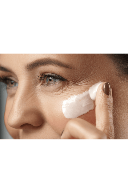 Active Eye Cream Solution - close