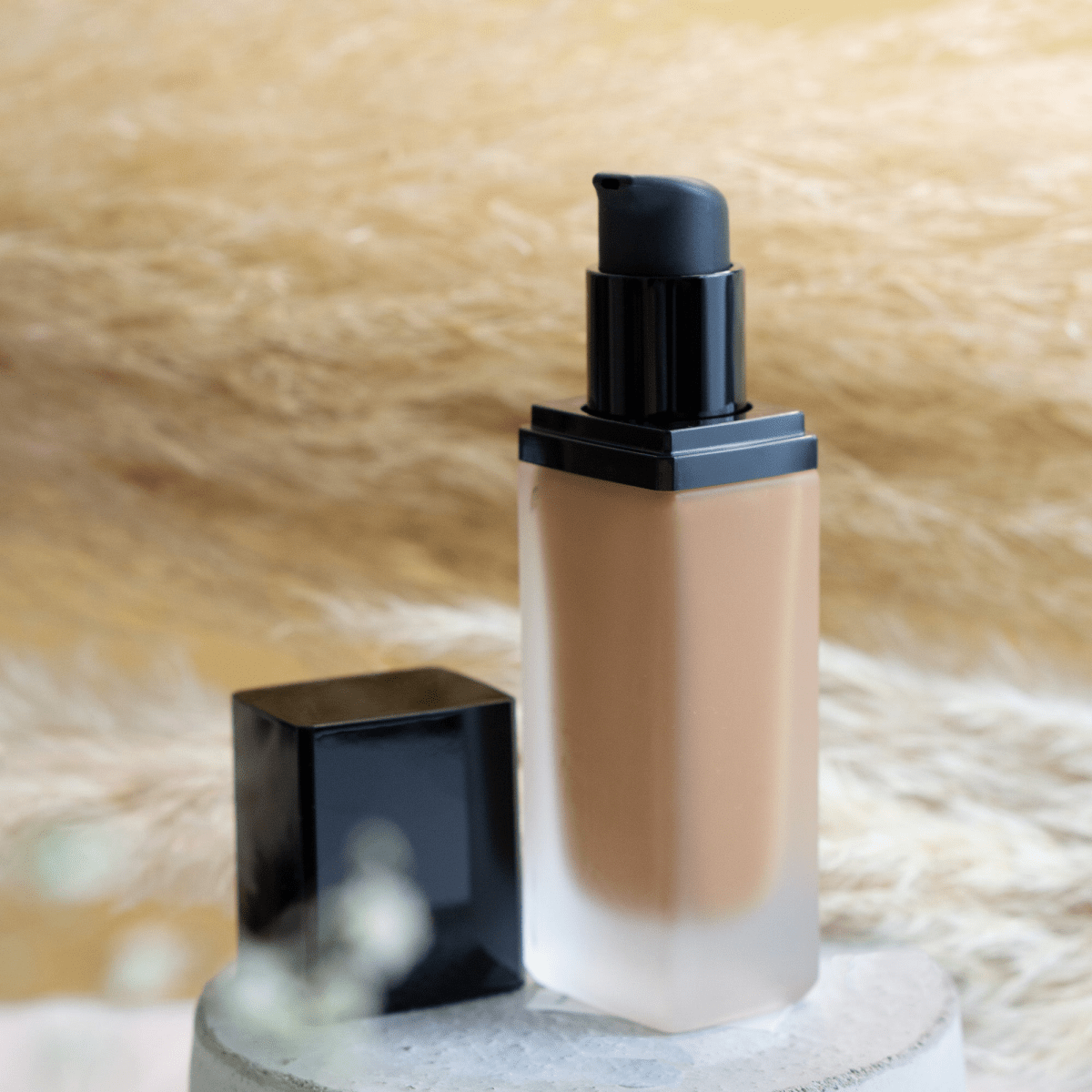 Foundation with SPF - Maple - lusatian